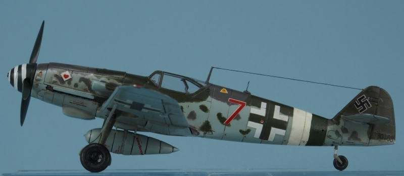 Bf109K-4_LSS.jpg(131006 byte)