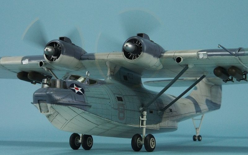 PBY-4_P.jpg(60367 byte)