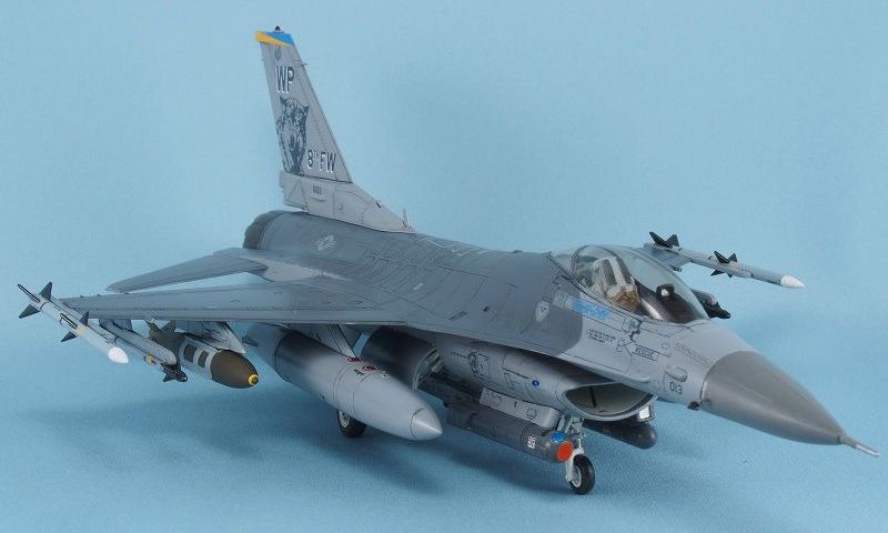 F-16CG_FRU.jpg(42136 byte)