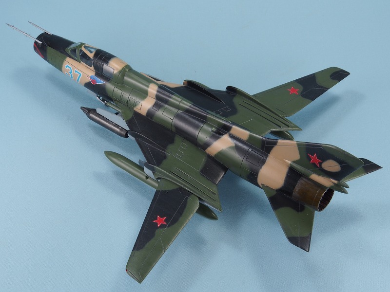 Su-22U_UBL.jpg(106799 byte)