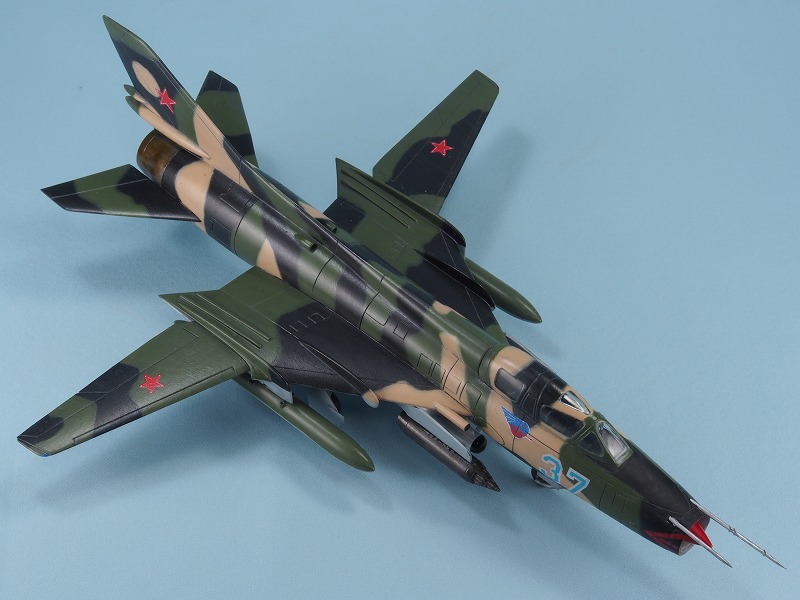 Su-22U_UFR.jpg(105031 byte)